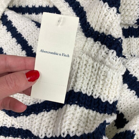 NWT Abercrombie & Fitch Sweater Tank Women's Size Large - Blue and Off White - Picture 7 of 13